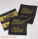 Textilní etiketa Hand Hand 20x20mm černozlatá