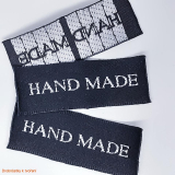 Hand Made...textilní etiketa 35x15 mm černá