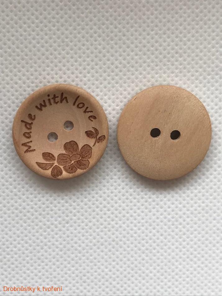 Hand Made with love s květy knoflík přírodní 30mm