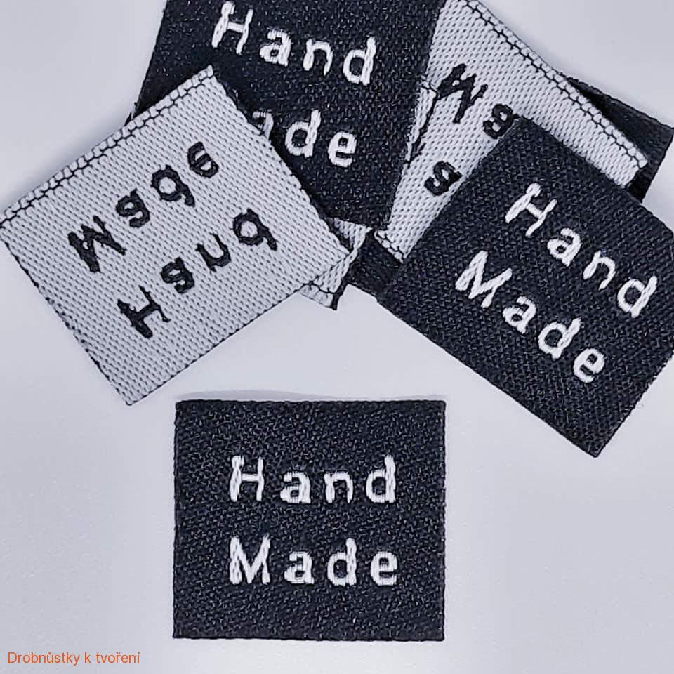Hand Made...textilní etiketa 19 x 22 mm černobílá