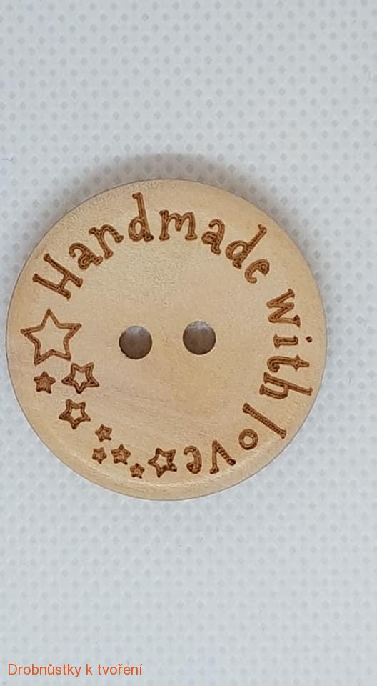 Dřevěný knoflíček Hand Made hvězdičky 30mm