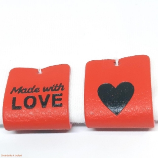 Koženkový štítek Made with love našívací oboustranný 50x20mm červený jasný